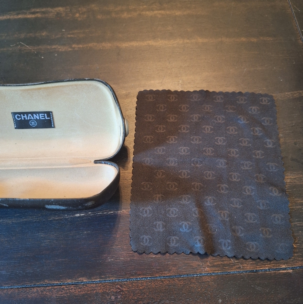 CHANEL Black Eyewear Case and Lens Wipe